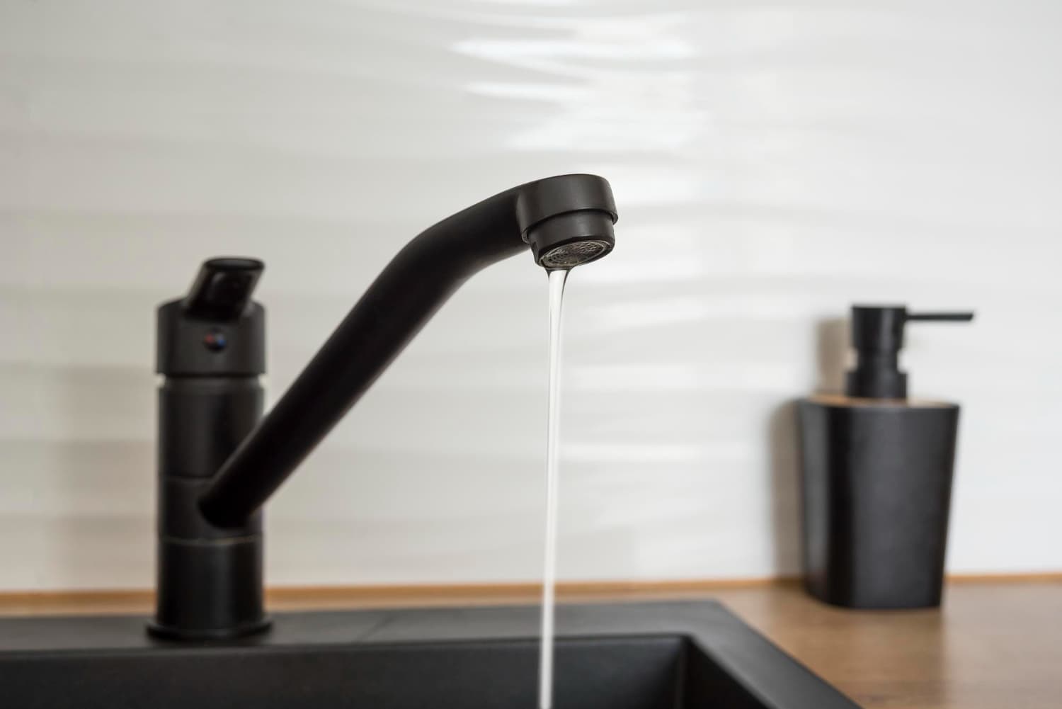 low-water-pressure-faucet