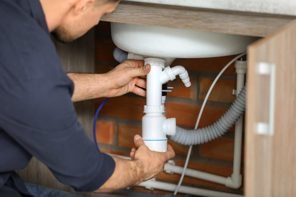 Emergency plumbing warning signs every homeowner in Columbia should know