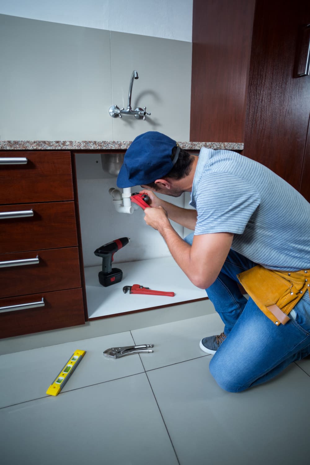 Identifying Common Causes of Slab Leaks in Residential Homes